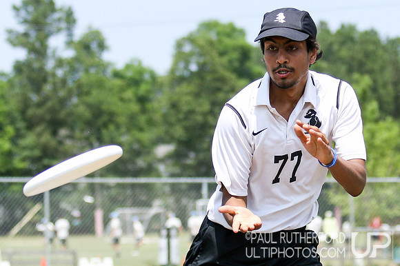 Action from USAU College Division 1 Nationals