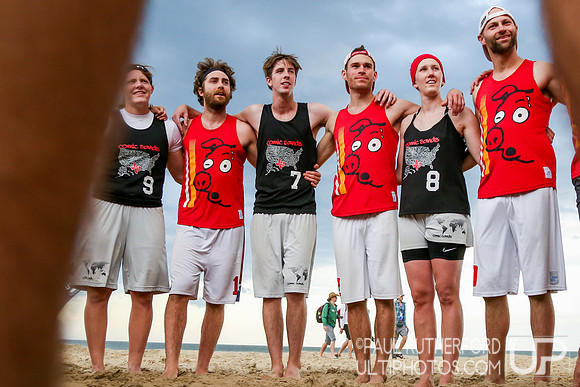 Action from 2016 USAU Beach Nationals