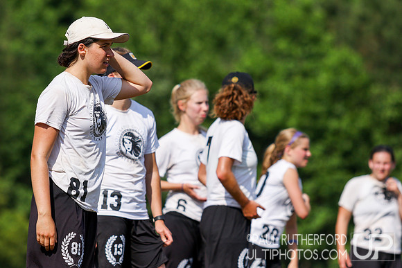 Action from USAU College Division 1 Nationals