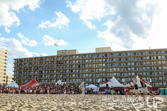Action from 2016 USAU Beach Nationals