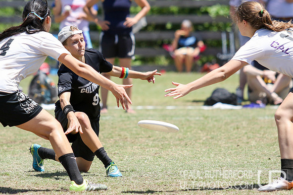 Action from USAU College Division 1 Nationals