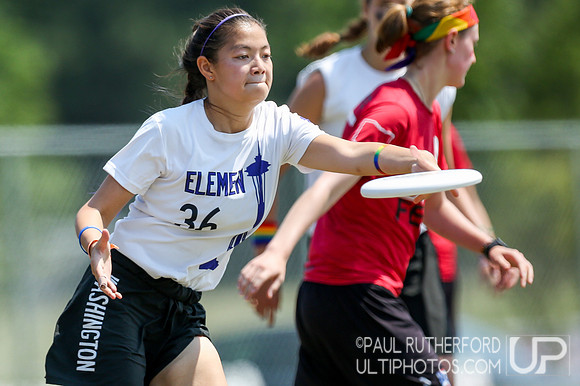 Action from USAU College Division 1 Nationals