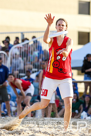 Action from 2016 USAU Beach Nationals