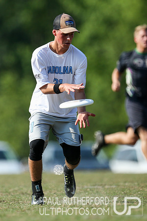 Action from USAU College Division 1 Nationals