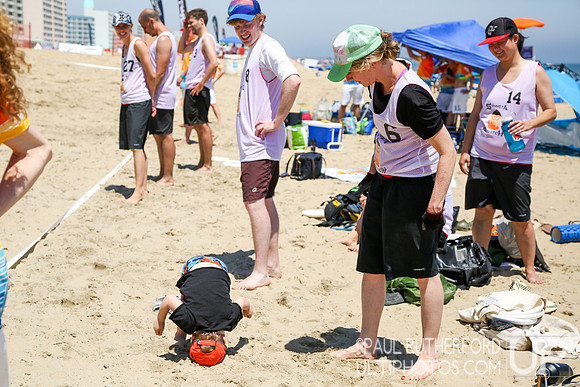 Action from 2016 USAU Beach Nationals