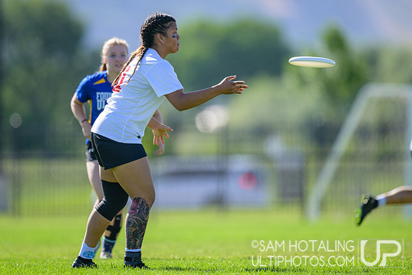 Cleveland HS Gx vs Four Rivers Otters in pool play at High School National Invite