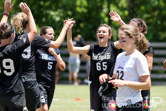 Action from USAU College Division 1 Nationals