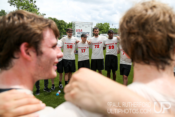 Action from USAU College Division 1 Nationals
