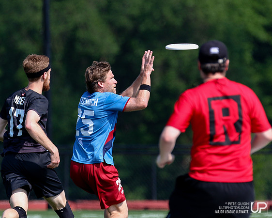 Philadelphia Spinners host the DC Current