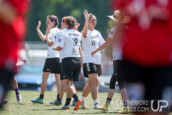 Action from USAU College Division 1 Nationals