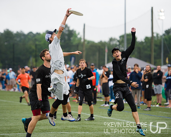 Saturday Pre-Qtrs - 2016 USA Ultimate College Championships