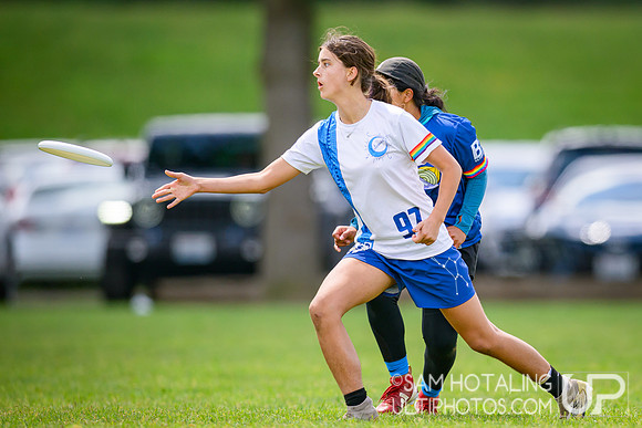 Lewis & Clark Artemis vs Whitman Sweets in quarterfinals at USAU D-III College Championships