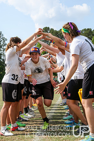 Action from USAU College Division 1 Nationals