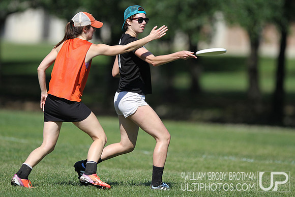 Day 1 of South Central D-III College Women's Regionals