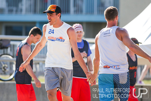 Action from 2016 USAU Beach Nationals