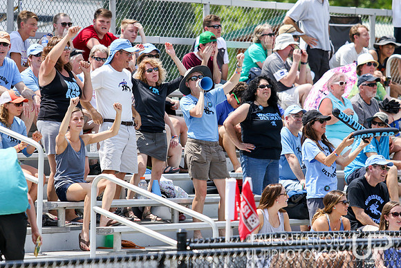 Action from USAU College Division 1 Nationals
