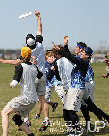 Sunday Open Division Semifinals Action