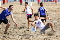 Action from 2016 USAU Beach Nationals