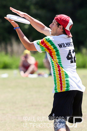 Action from USAU College Division 1 Nationals