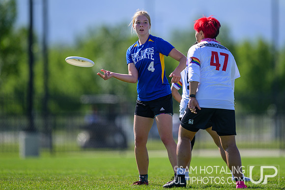 Cleveland HS Gx vs Four Rivers Otters in pool play at High School National Invite