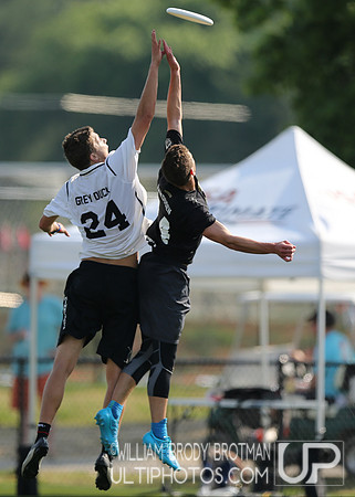Day 1 of the D-I College Championships