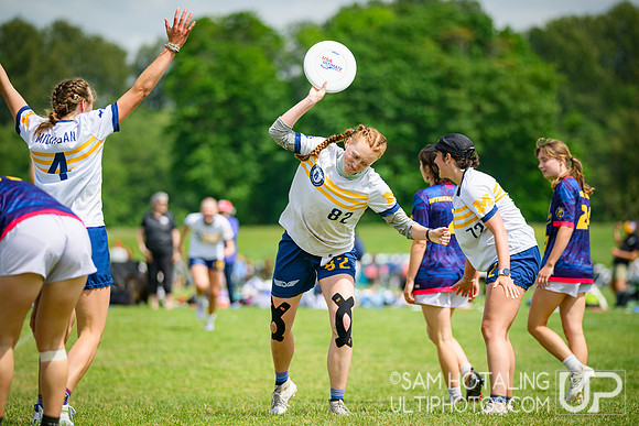 Highlights: pool play at USAU D-I College Championships