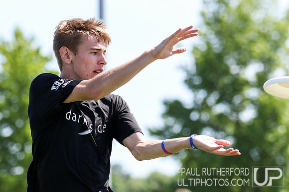 Action from USAU College Division 1 Nationals