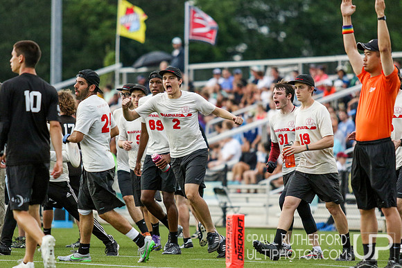 Action from USAU College Division 1 Nationals