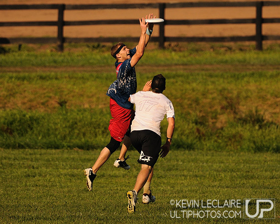 Sunday Elite Open Playoff action -- Chesapeake Open 2010