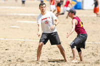 Action from 2016 USAU Beach Nationals