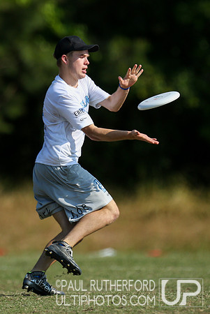 Action from USAU College Division 1 Nationals