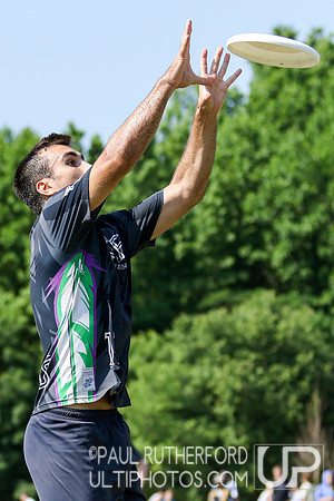 Action from USAU College Division 1 Nationals