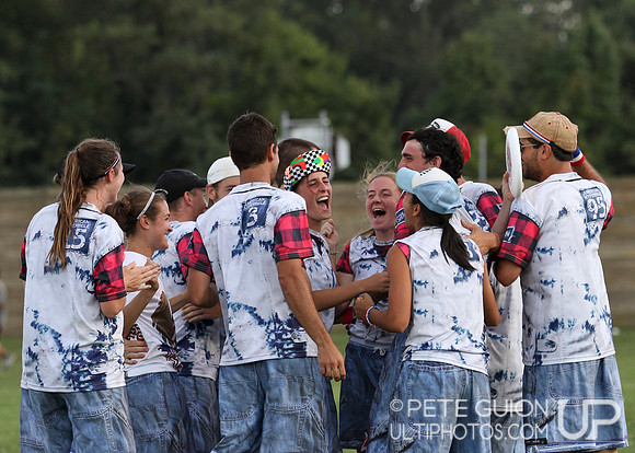 Round 5 of Mixed pool play of the Ultimate Capitol Sectionals