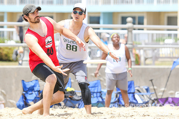 Action from 2016 USAU Beach Nationals