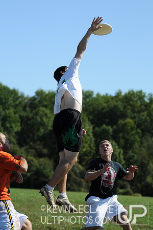 Hucks off the Hilltop -- Saturday Round 3 photos