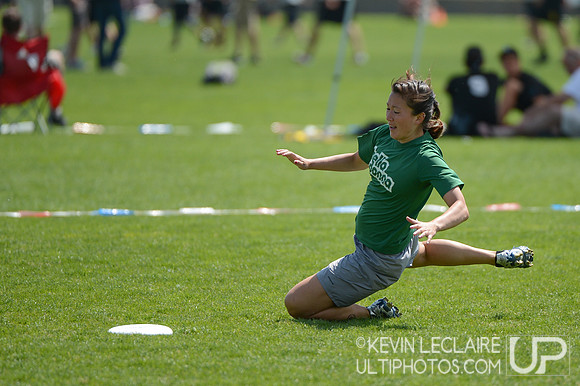 2012 USAU D-I College Championships Friday Action