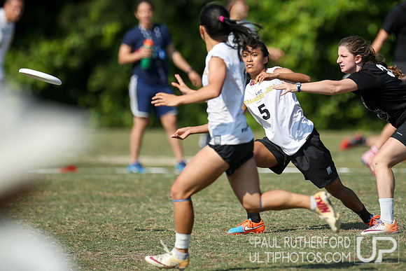 Action from USAU College Division 1 Nationals