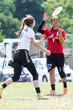 Action from USAU College Division 1 Nationals