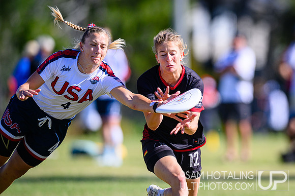 Mixed power-pools during World Ultimate Championships at Runaway Bay Sports Precinct