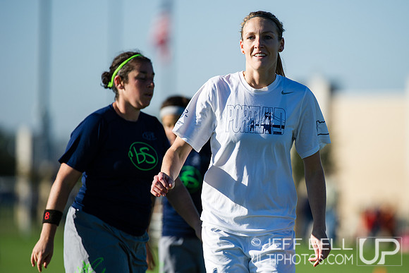 USAU_Nationals_2013_Thursday_20131017_091320_JBP0106