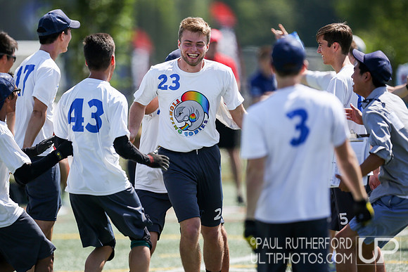 Action from USAU College Division 1 Nationals