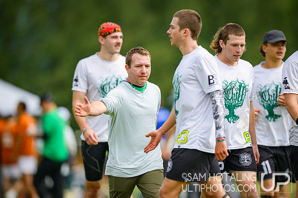 Pool play at USAU D-I College Championships