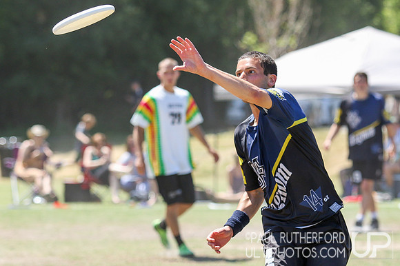 Action from USAU College Division 1 Nationals