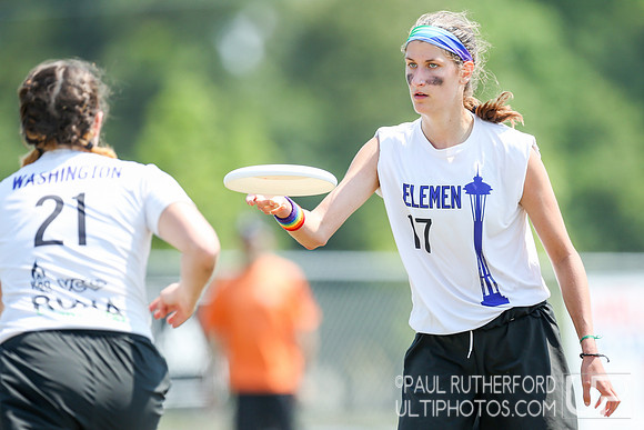 Action from USAU College Division 1 Nationals