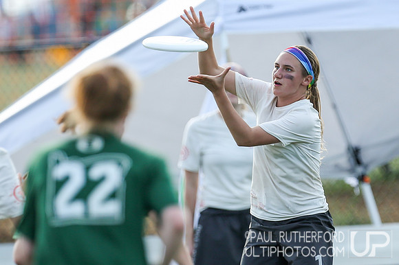 Action from USAU College Division 1 Nationals