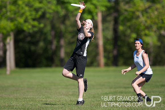 Girls Division, Saturday -- 2012 USAU HS Northeasterns