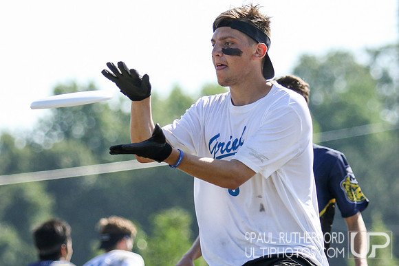 Action from USAU College Division 1 Nationals