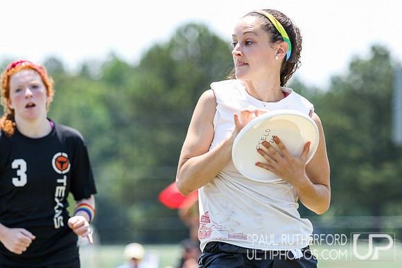 Action from USAU College Division 1 Nationals