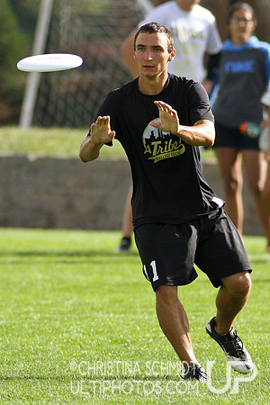 2012 USAU D-I College Championships Saturday Pre-Qtrs Action