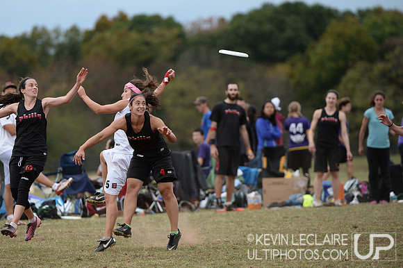 2013 Mid-Atlantic Regionals Saturday action